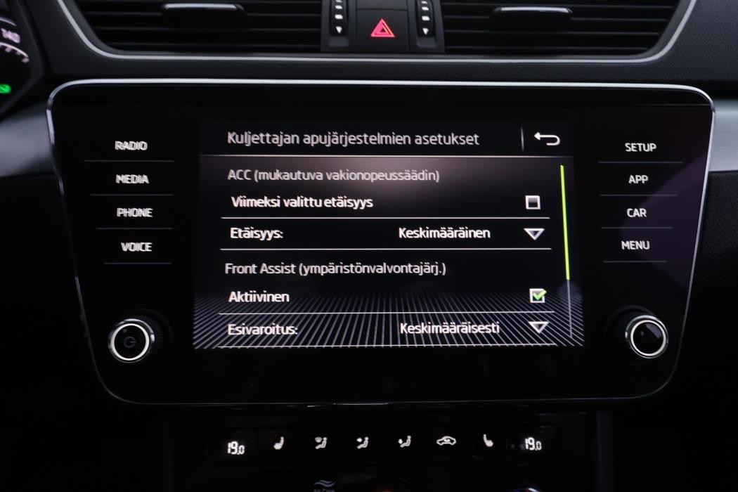 SKODA Superb 2019
