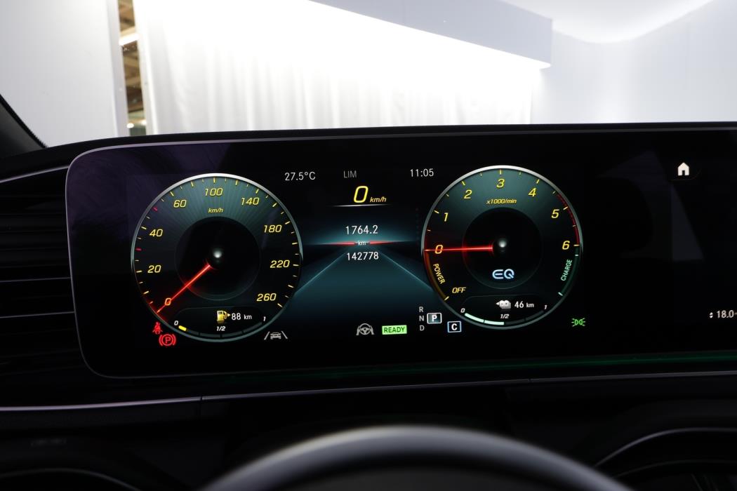 MERCEDES-BENZ GLE 2021