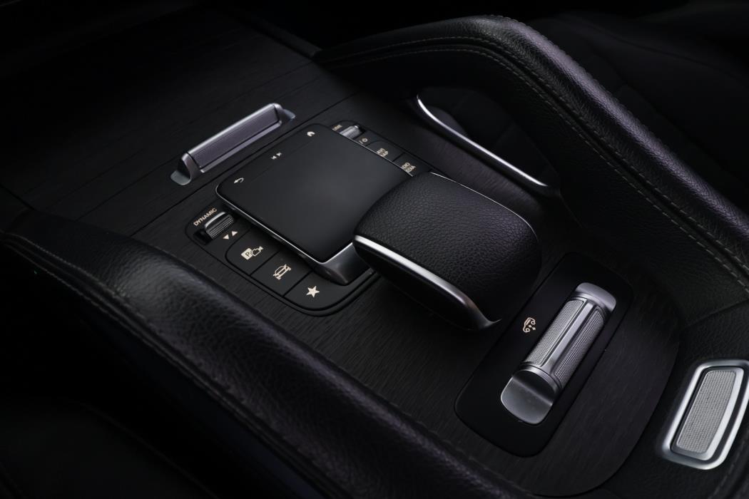 MERCEDES-BENZ GLE 2021
