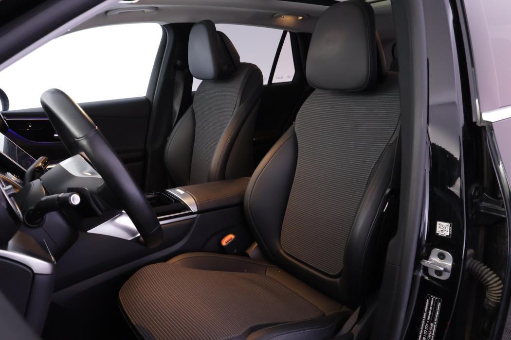 MERCEDES-BENZ GLC 2023