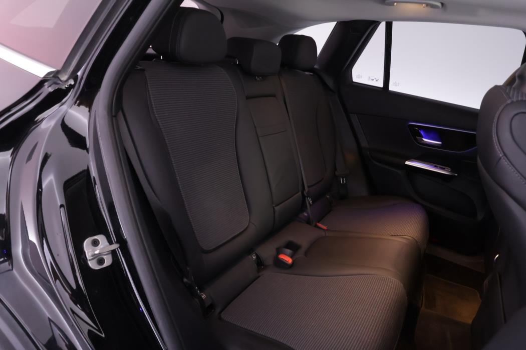 MERCEDES-BENZ GLC 2023