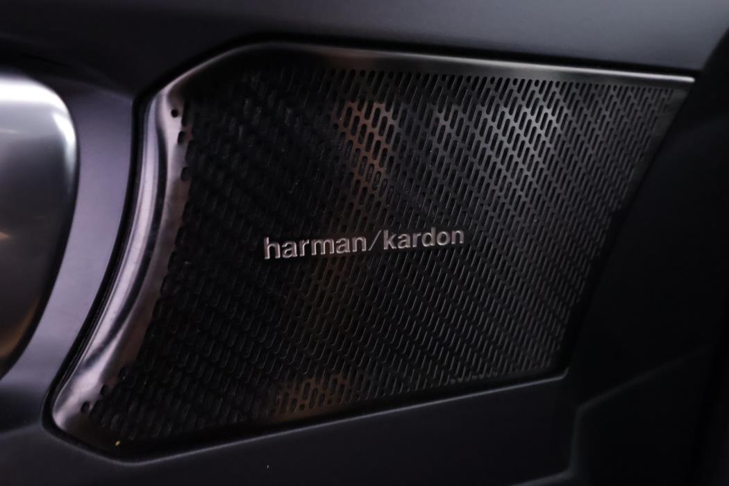 VOLVO XC40 2021