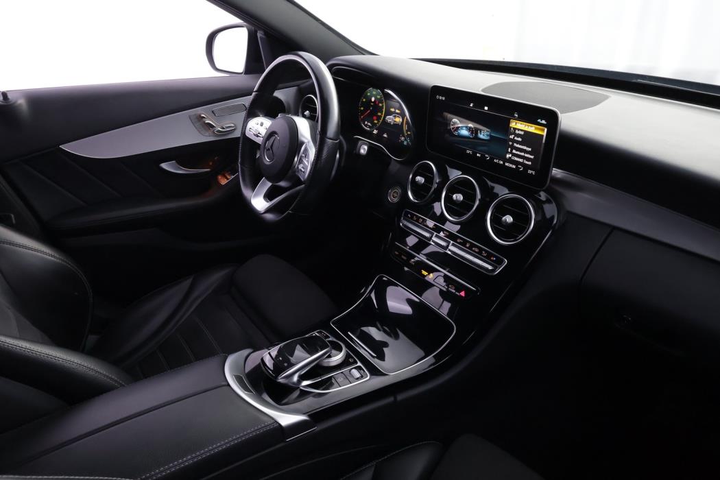 MERCEDES-BENZ C 2021