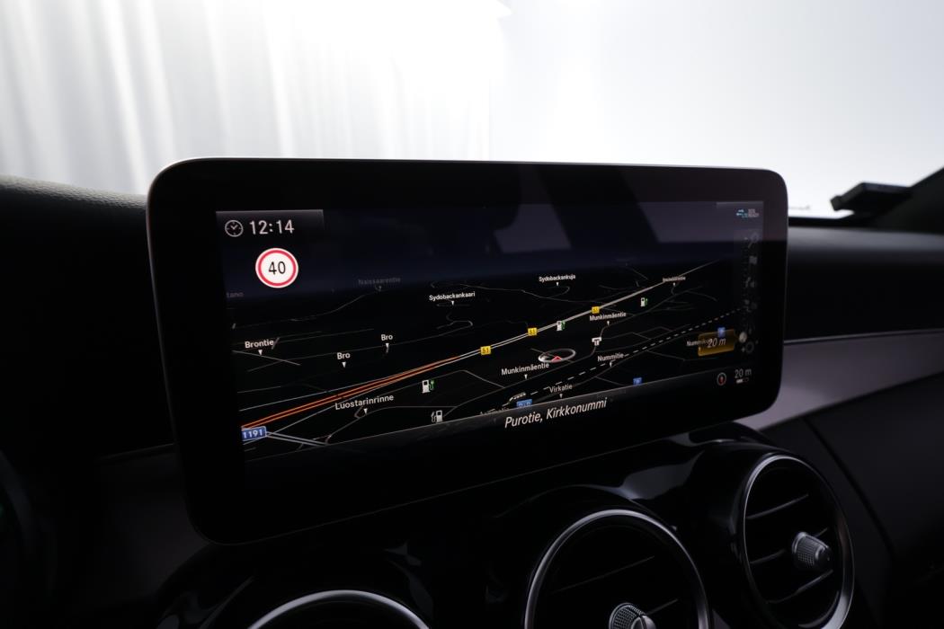 MERCEDES-BENZ C 2021