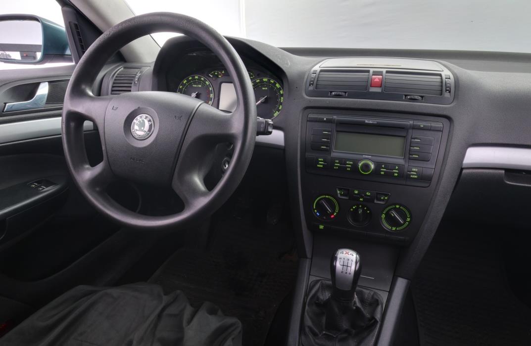 SKODA Octavia 2005