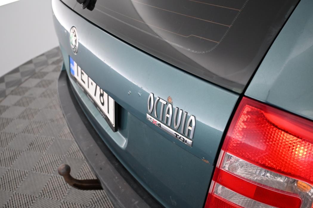 SKODA Octavia 2005