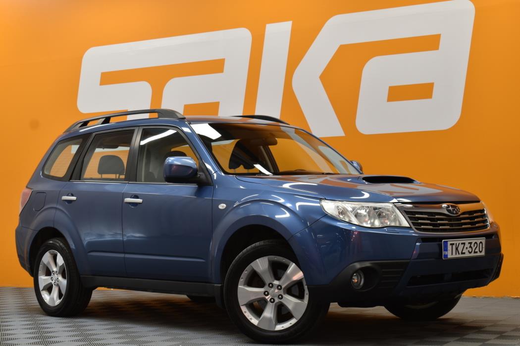 SUBARU Forester 2011