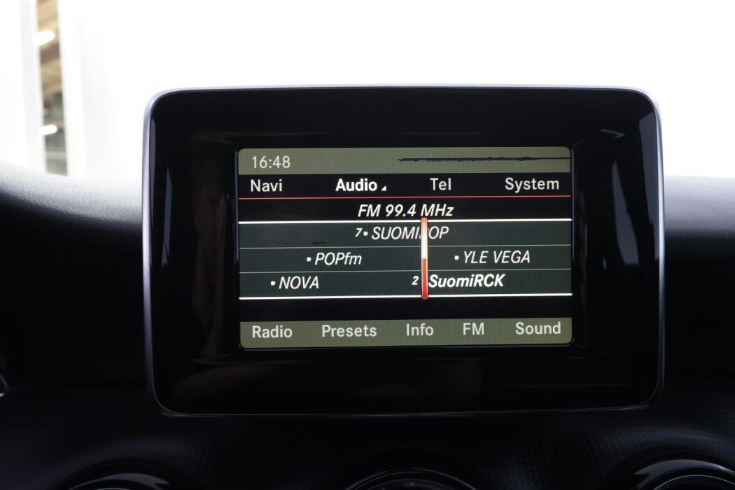 MERCEDES-BENZ A 2013