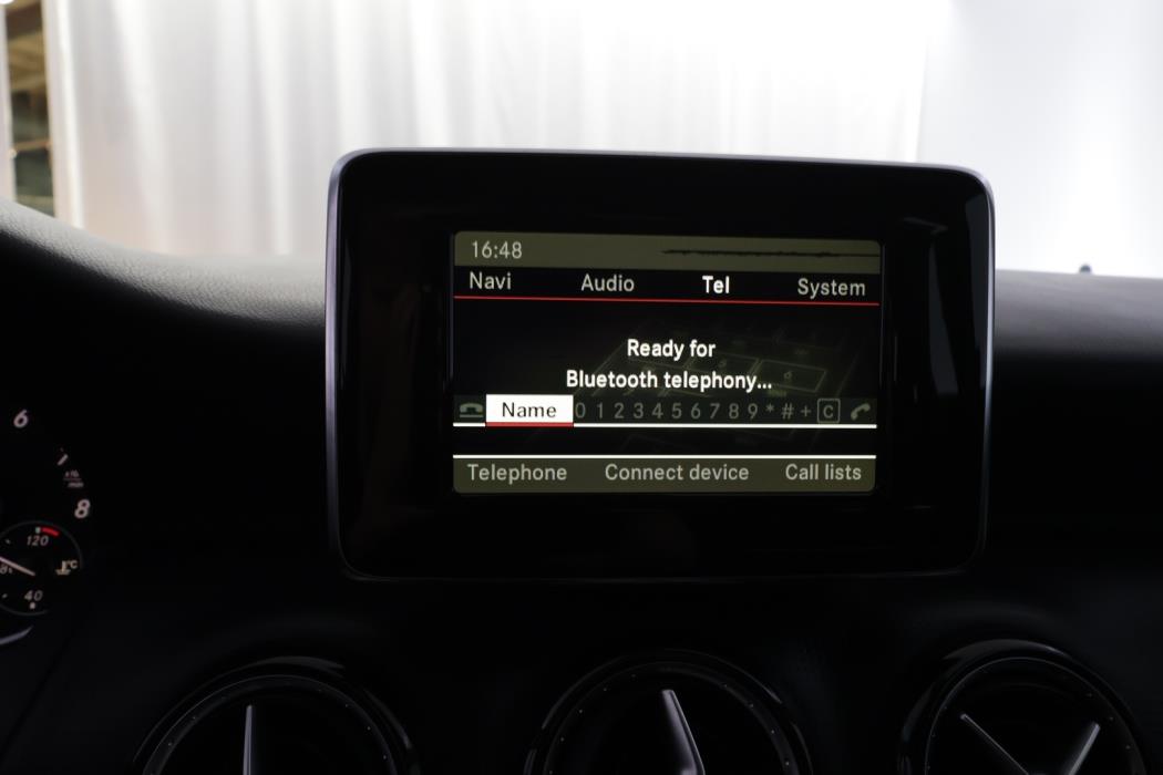 MERCEDES-BENZ A 2013