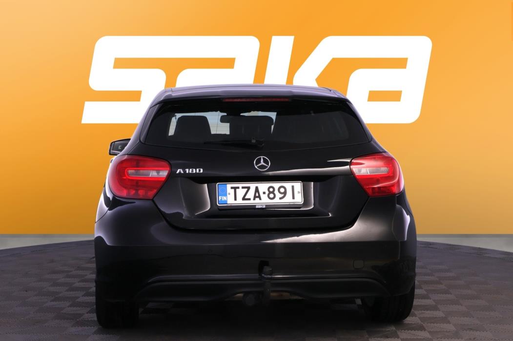 MERCEDES-BENZ A 2013