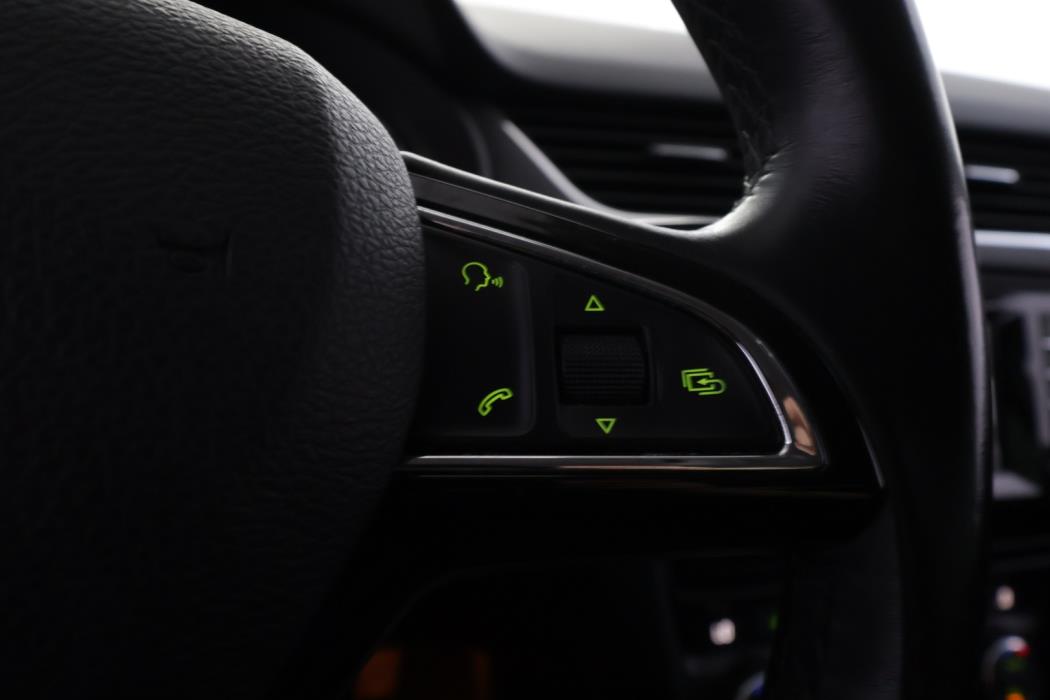 SKODA Octavia 2014