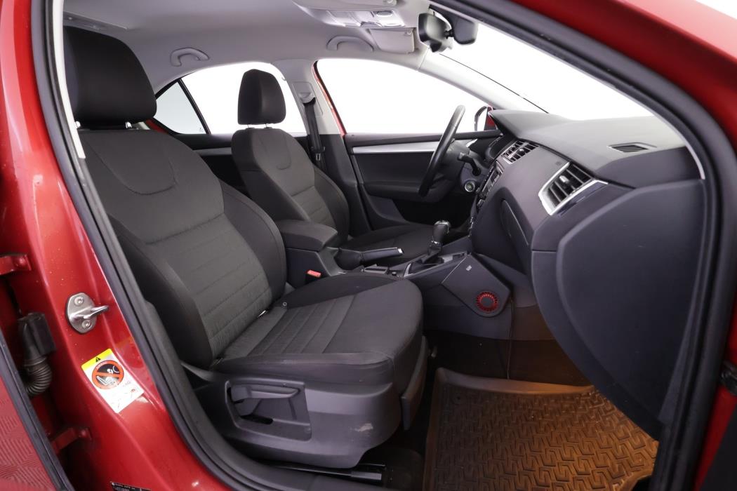 SKODA Octavia 2014