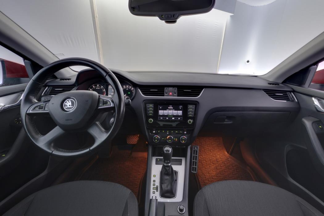 SKODA Octavia 2014