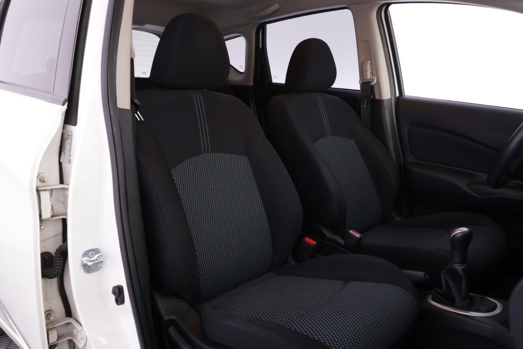 NISSAN Note 2016
