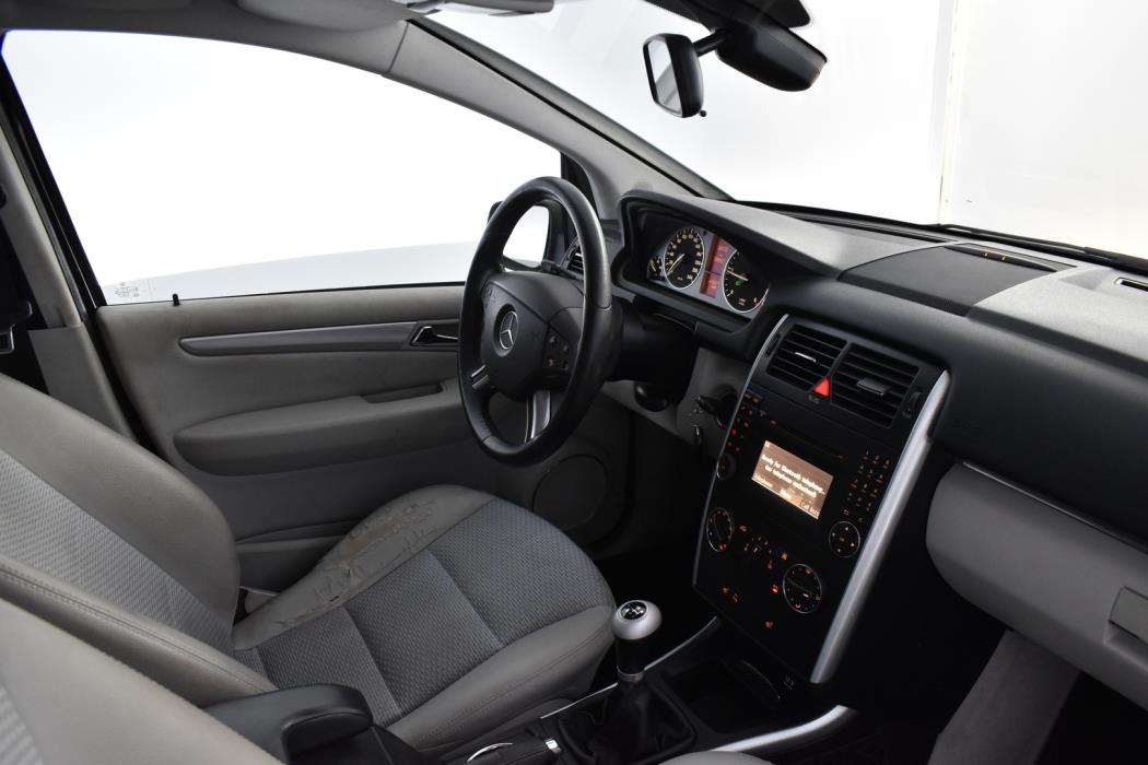 MERCEDES-BENZ B 2009