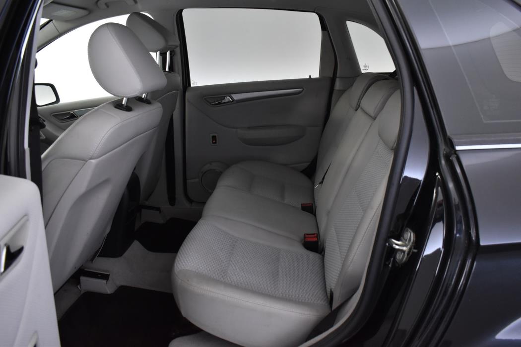 MERCEDES-BENZ B 2009