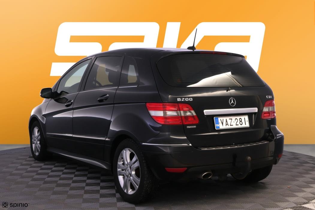 MERCEDES-BENZ B 2009