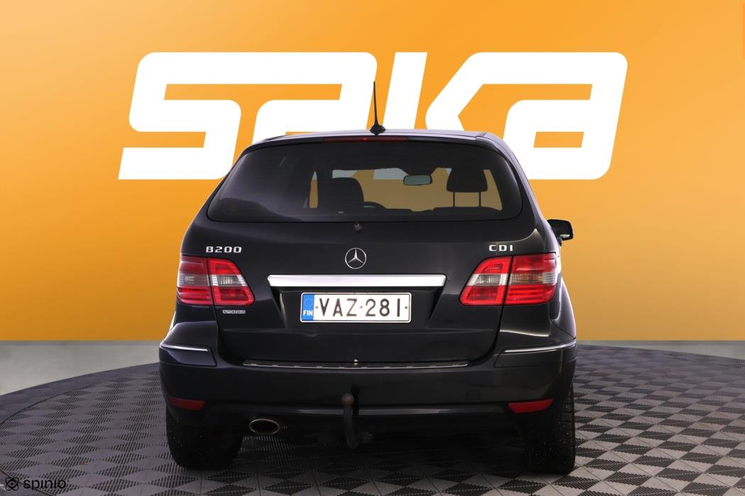 MERCEDES-BENZ B 2009