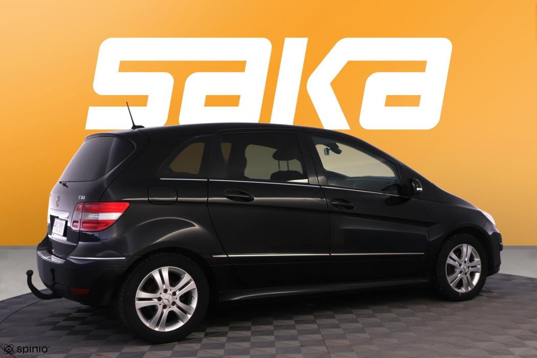 MERCEDES-BENZ B 2009
