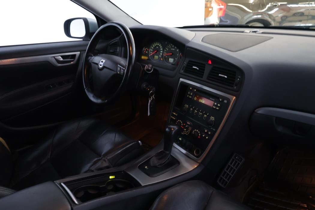 VOLVO V70 2007