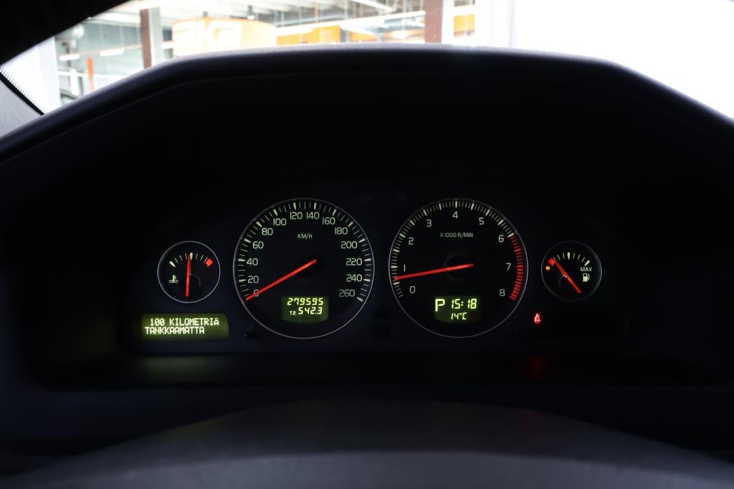 VOLVO V70 2007