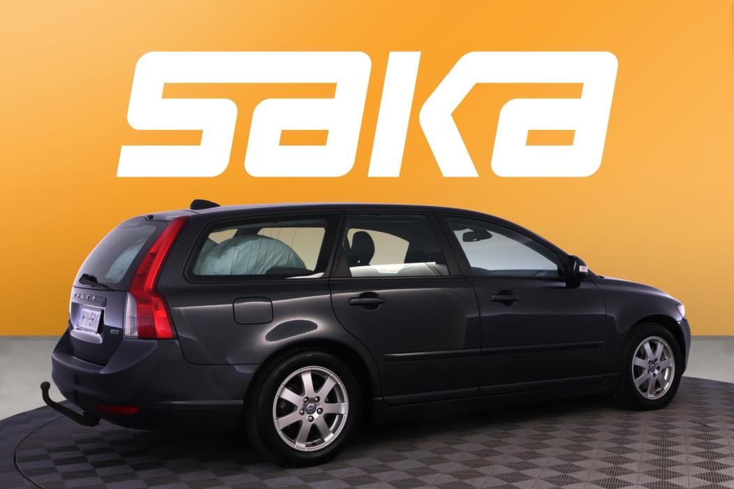 VOLVO V50 2010
