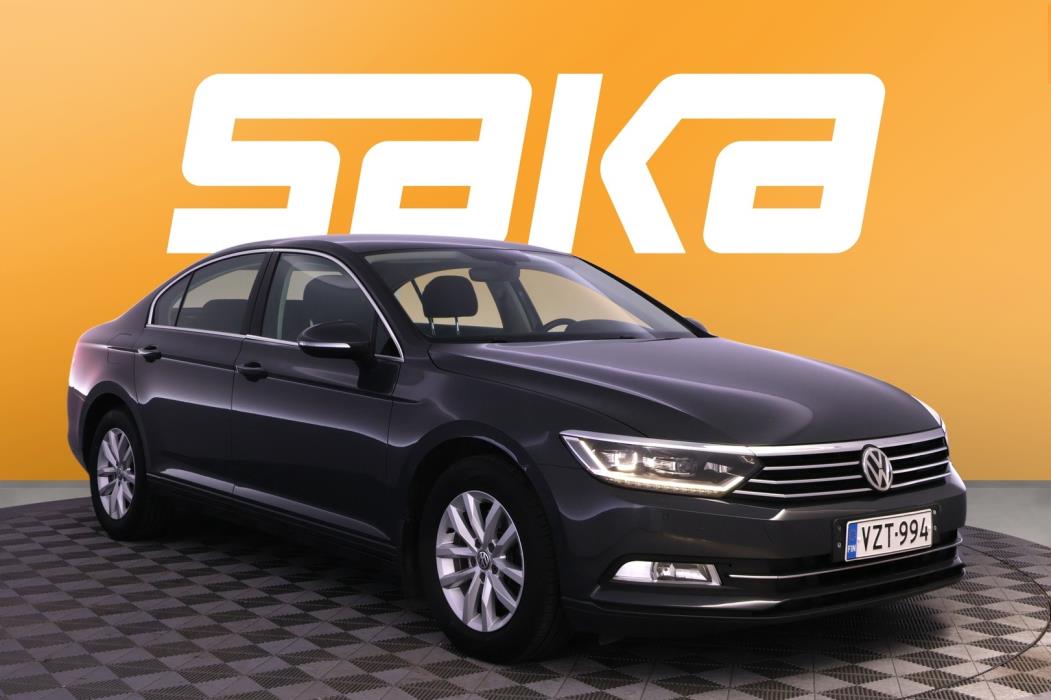 VOLKSWAGEN Passat 2018
