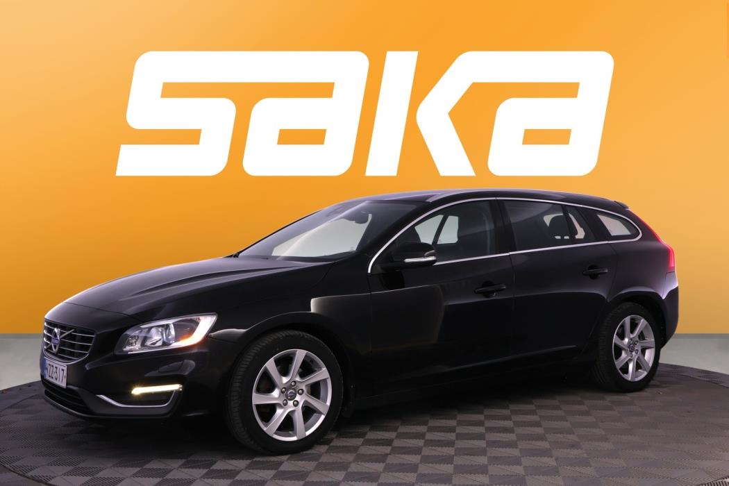 VOLVO V60 2015