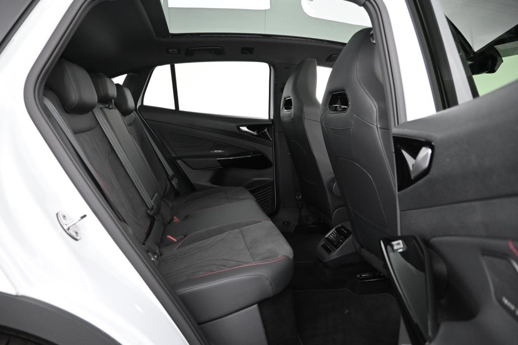 VOLKSWAGEN ID.5 2025