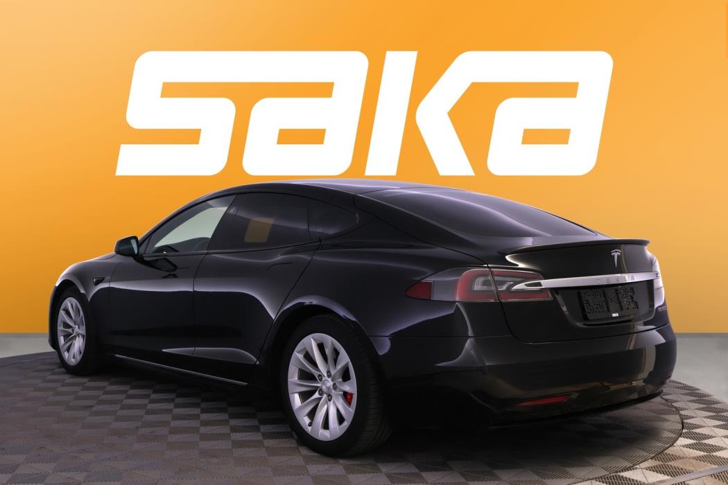 TESLA Model S 2019