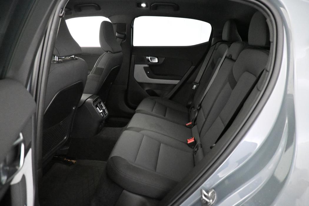 POLESTAR 2 2024
