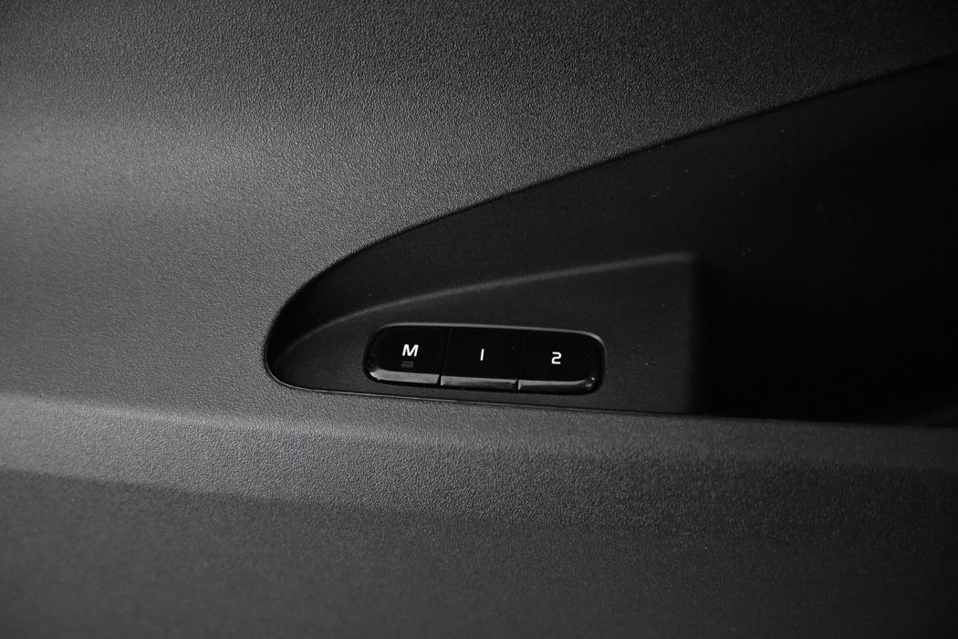 POLESTAR 2 2024