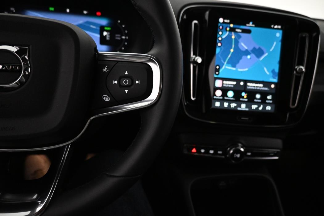 VOLVO C40 2024