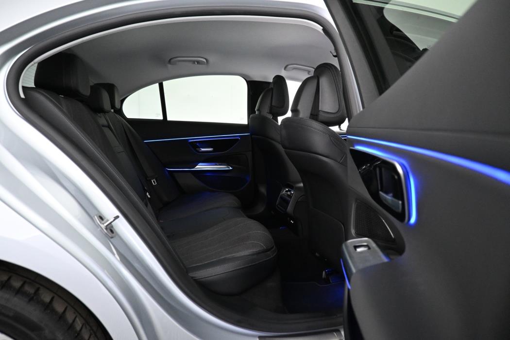 MERCEDES-BENZ E 2024