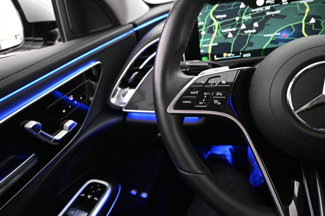 MERCEDES-BENZ E 2024