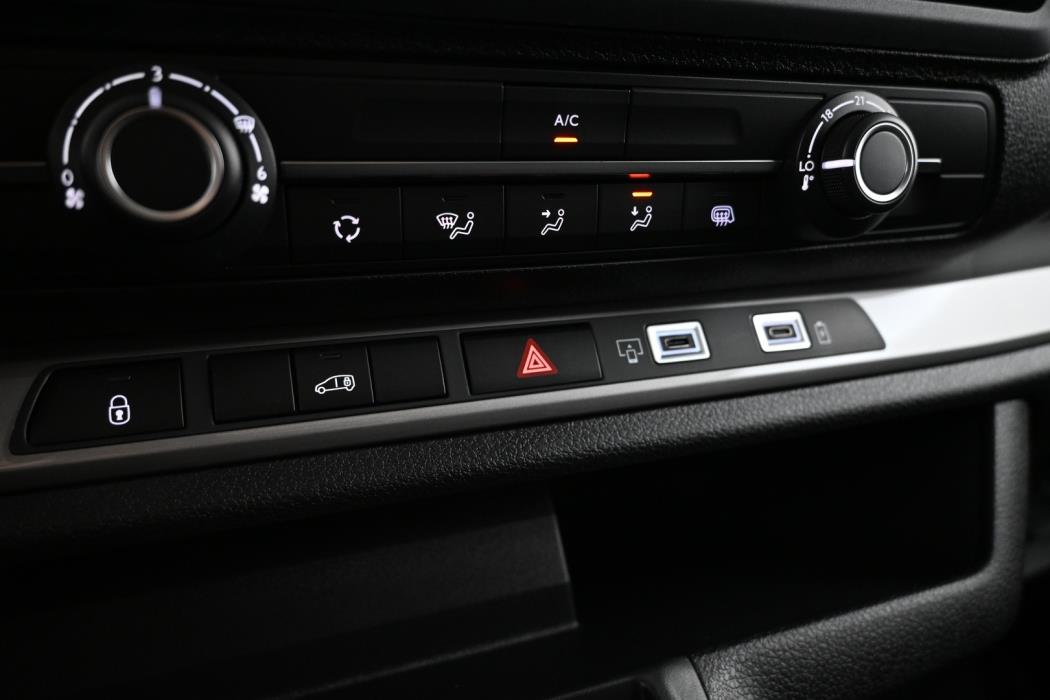 TOYOTA Proace EV 2025