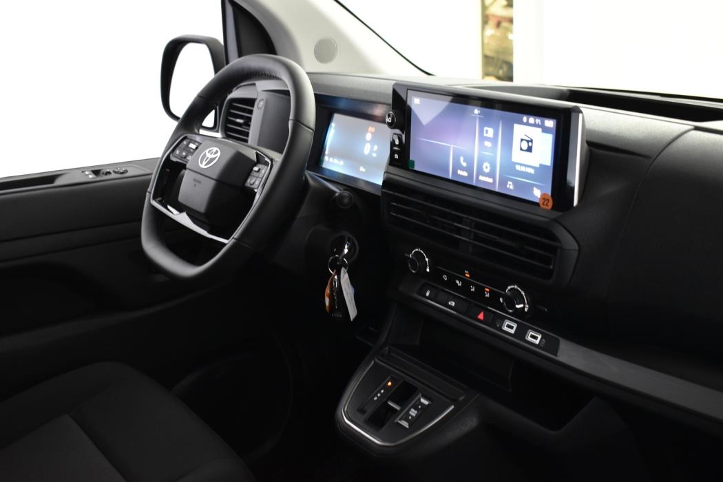 TOYOTA Proace EV 2025