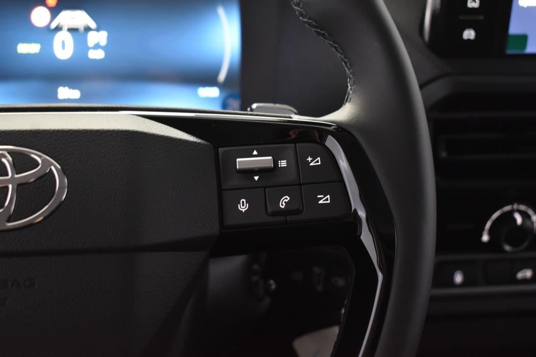 TOYOTA Proace EV 2025