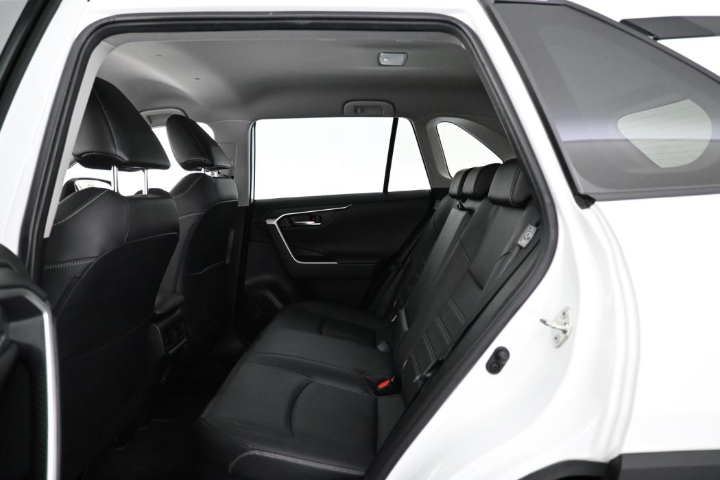 TOYOTA RAV4 2024
