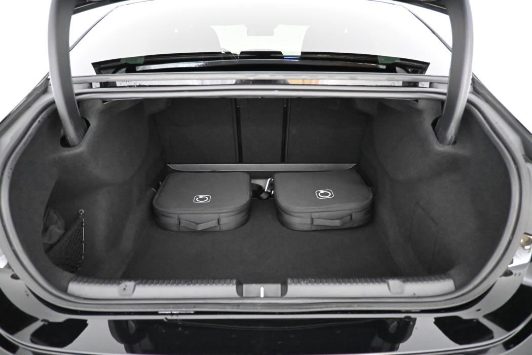 MERCEDES-BENZ EQE 2023