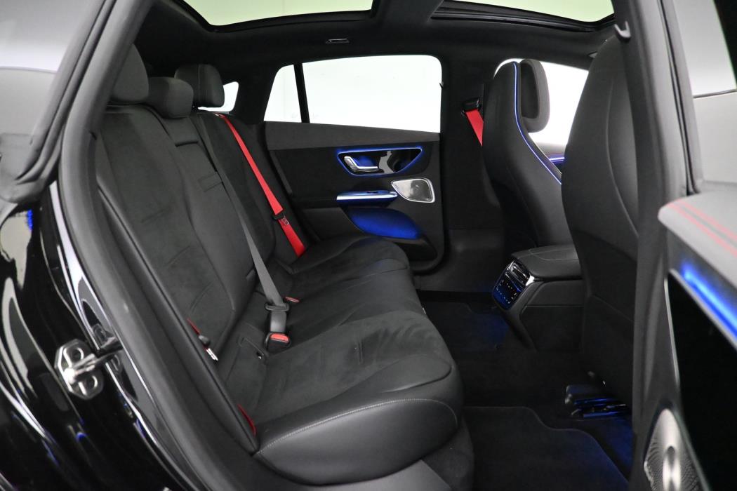 MERCEDES-BENZ EQE 2023