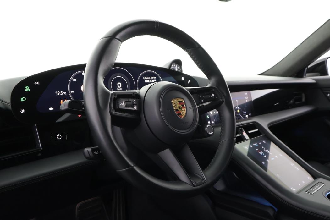 PORSCHE Taycan 2021