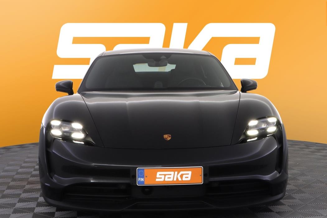 PORSCHE Taycan 2021