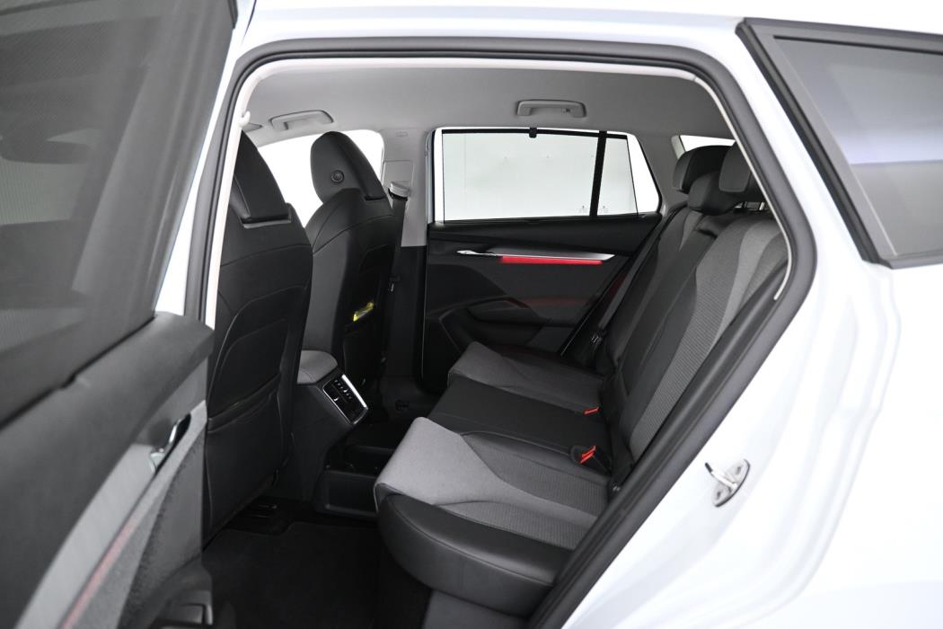 SKODA Enyaq 2024