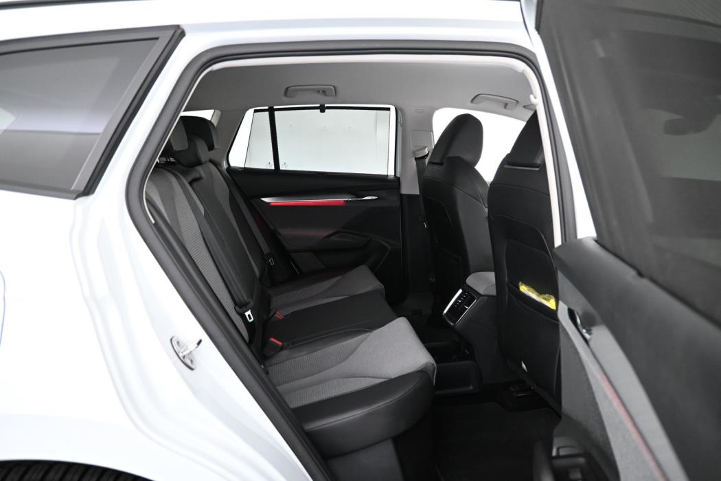 SKODA Enyaq 2024