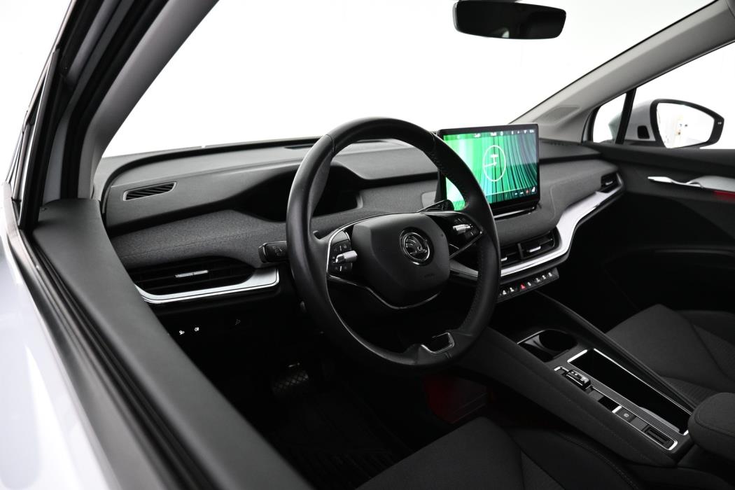 SKODA Enyaq 2024
