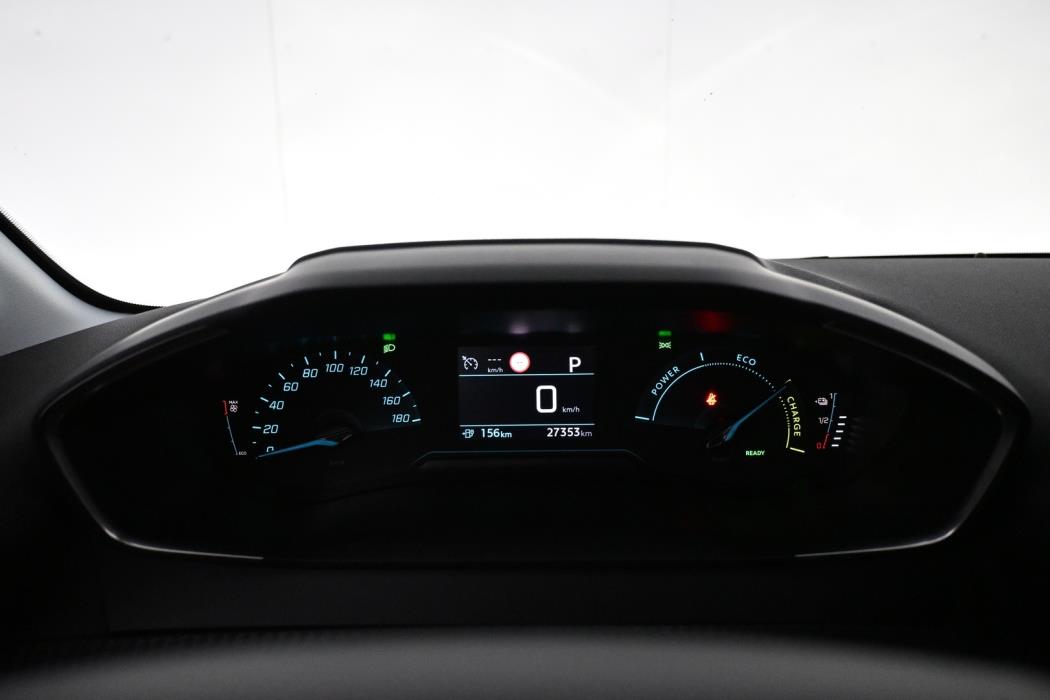 PEUGEOT e-208 2022