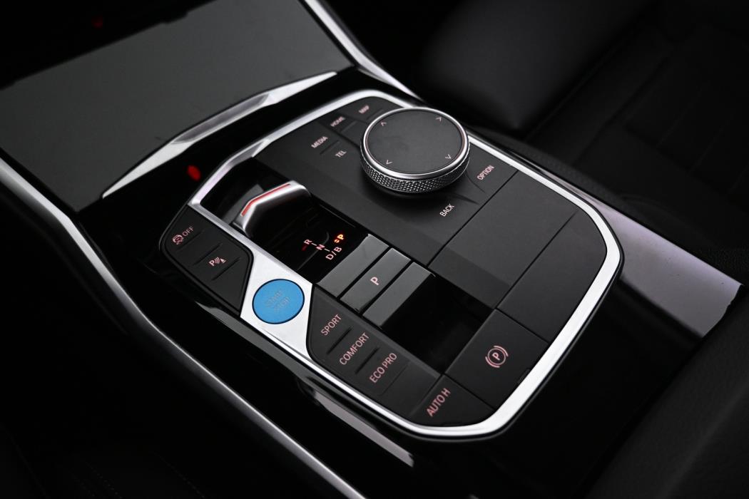 BMW i4 2024