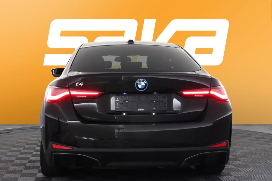 BMW i4 2024