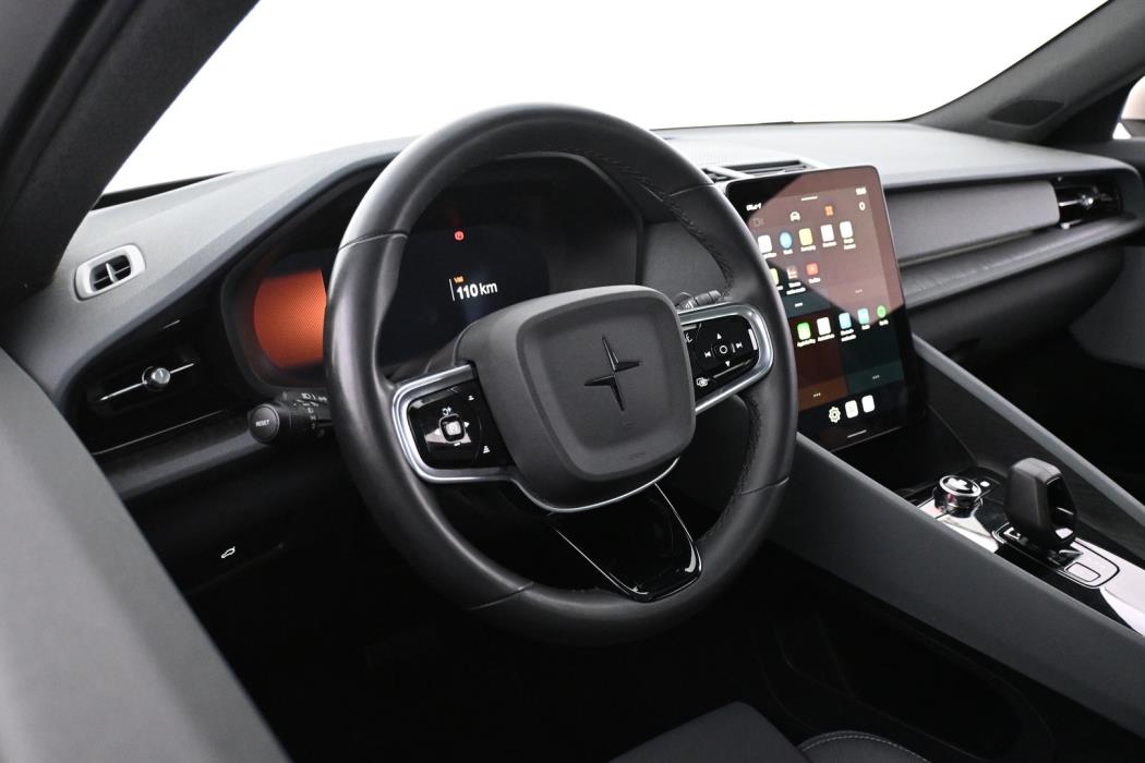 POLESTAR 2 2024